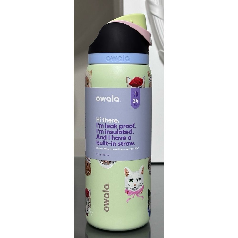 Owala 32oz‎ Freesip Water Bottle, CAT COLLAGE
